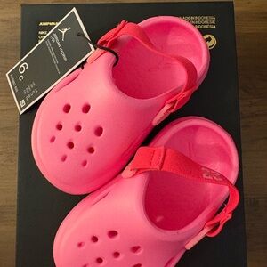 Jordan Kids Pink Sandals